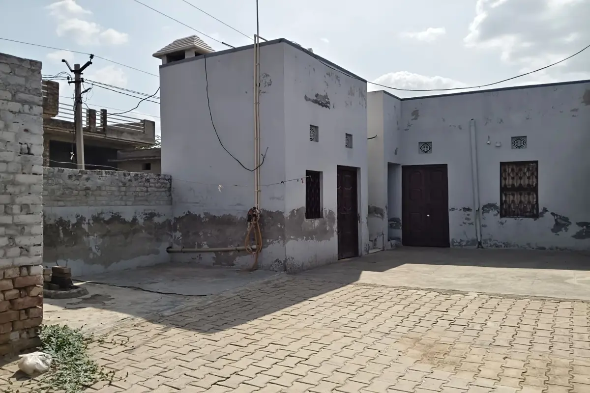 34×50 CORNER HOUSE FOR SALE – WARD 26, ADARSH COLONY, SECTOR 2